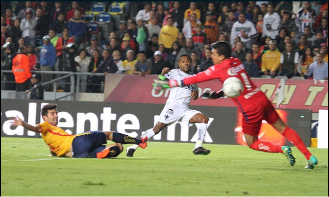Pabón liquida al Morelia