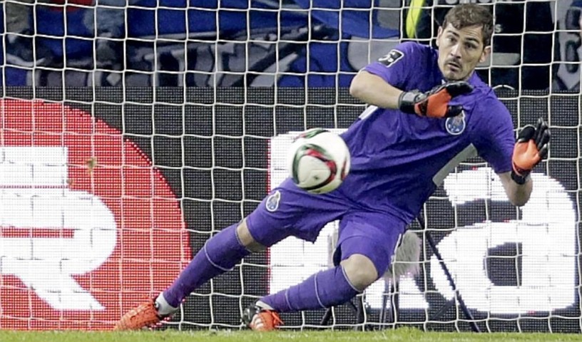 Alaba Iker Casillas a mexicanos del Porto
