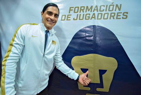 ‘Pumas y yo pensamos similar’. Palencia fue presentado como técnico de la UNAM