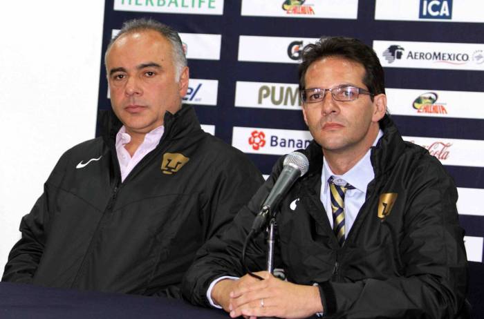 La nueva directiva de Pumas despide Guillermo Vázquez y Antonio Sancho