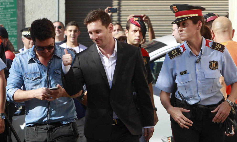 Hacienda censura la campaña del Barcelona a favor de Lionel Messi