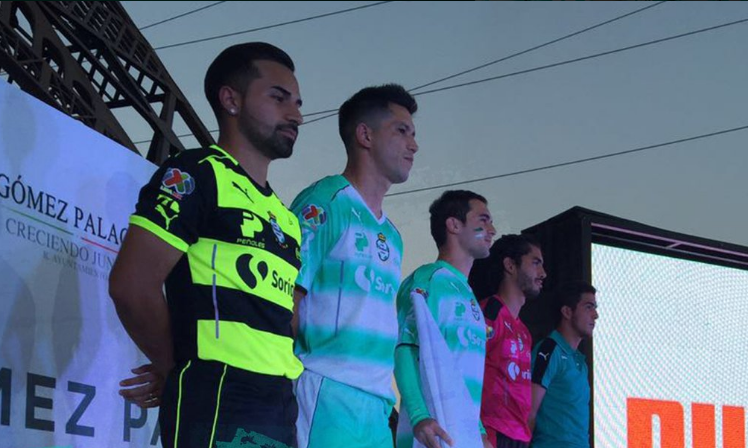 Santos presentó sus nuevos uniformes para los siguientes dos torneos