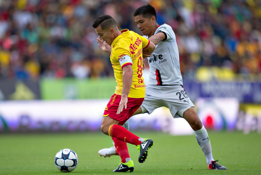 Monarcas come hermano, derrota al Atlas 3-2