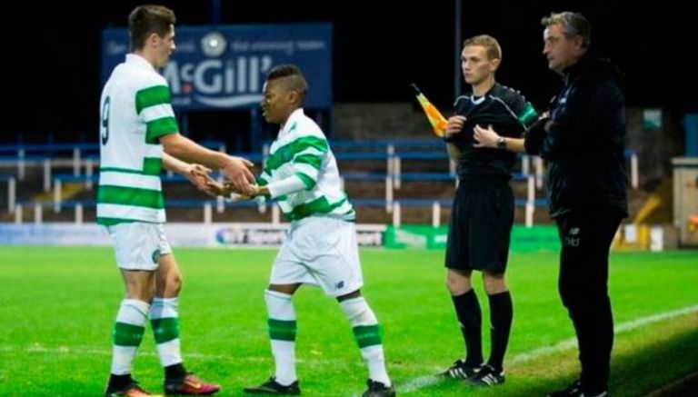 Insólito debut de niño de 13 años con el Celtic Sub 20