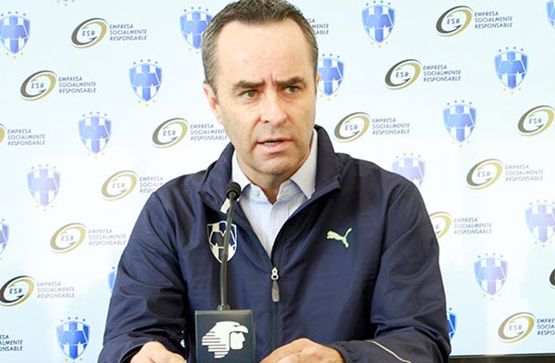 Se despide Salvador como presidente de Rayados en torneos de Liga