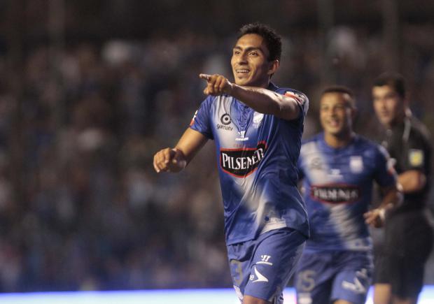 Cruz Azul contrata al delantero ecuatoriano Ángel Mena