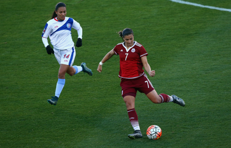 La capitana de la Selección Mexicana, Nayeli Rangel, brinca al futbol europeo