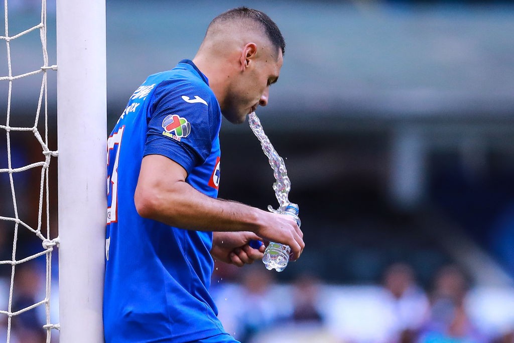 Cruz Azul perdió a Pablo Aguilar lo que resta del Clausura 2020