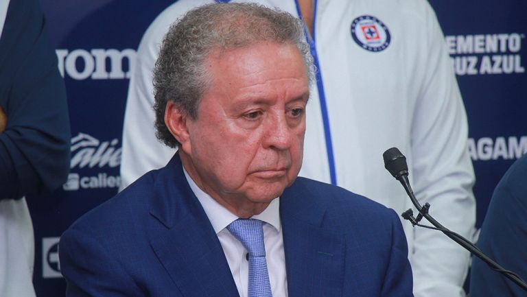 Billy Álvarez reveló que Víctor Garcés ya no está en Cruz Azul