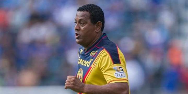 ‘’Negro’’ Santos se une a la causa de Higuera y le tira a Rodolfo Pizarro