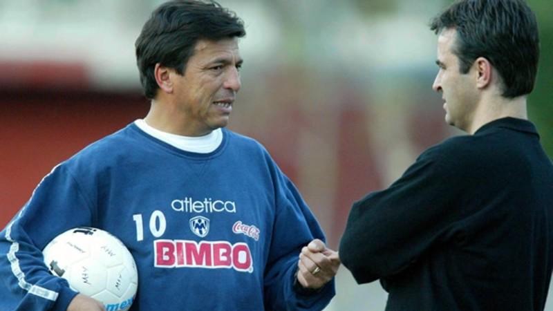 Daniel Passarella salió de Rayados en 2003 porque directiva no fichó a Cuauhtémoc Blanco
