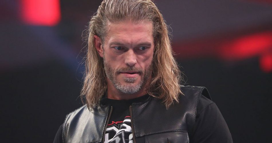 Edge sufrió desgarre muscular durante su lucha ante Randy Orton