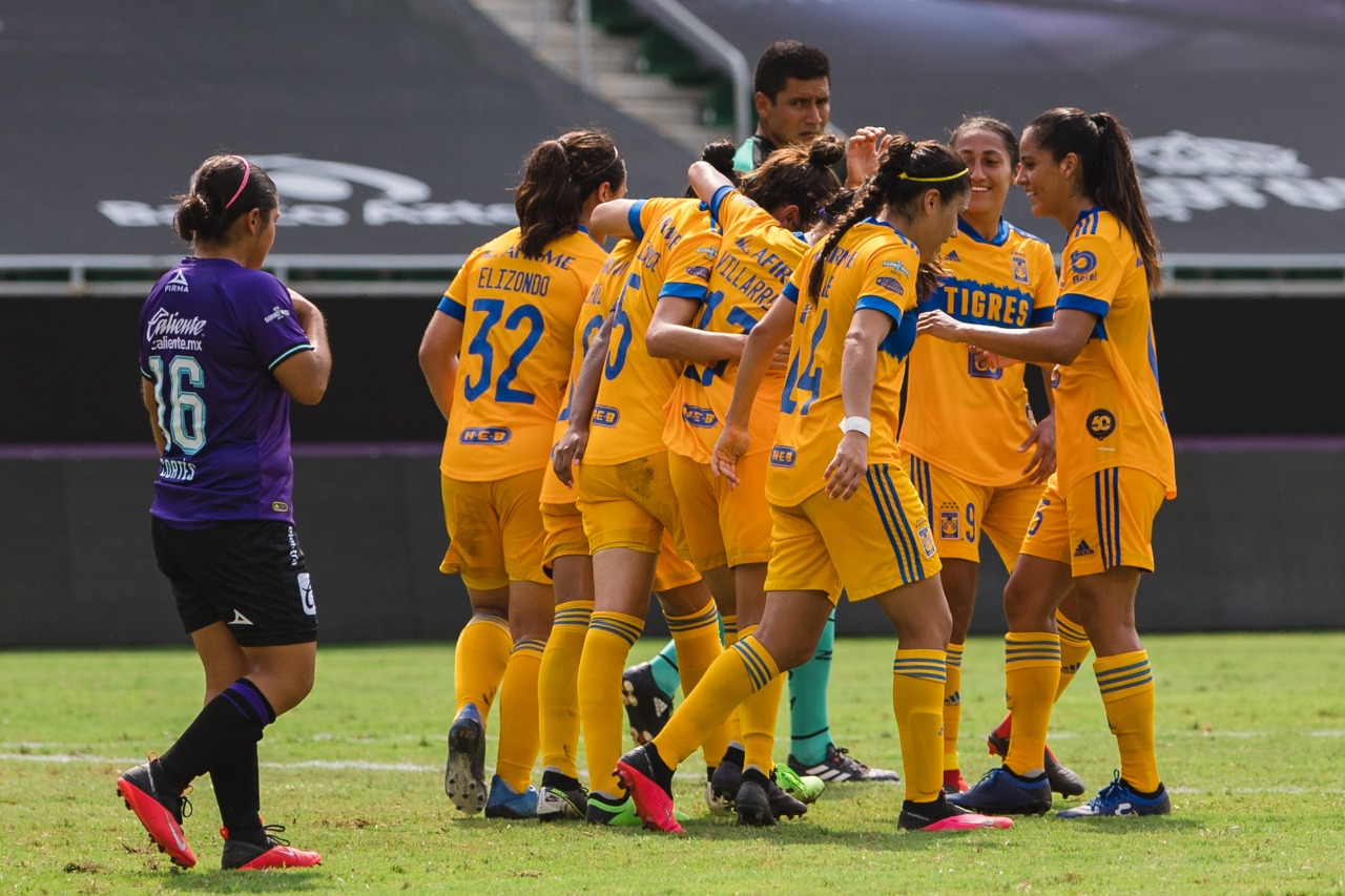 Tigres Femenil goleó a Mazatlán y saltó al liderato general