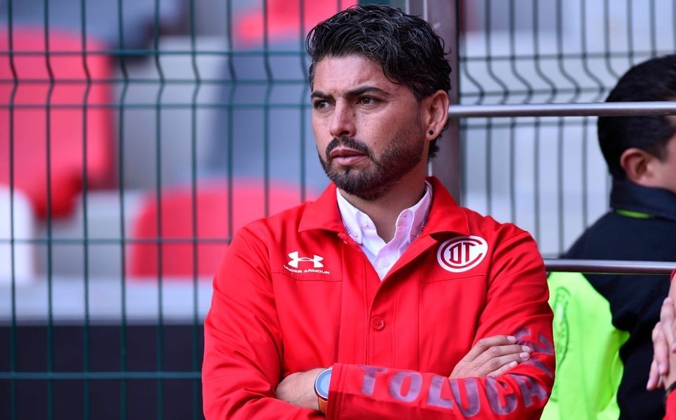 Carlos Adrián Morales será entrenador interino del Toluca