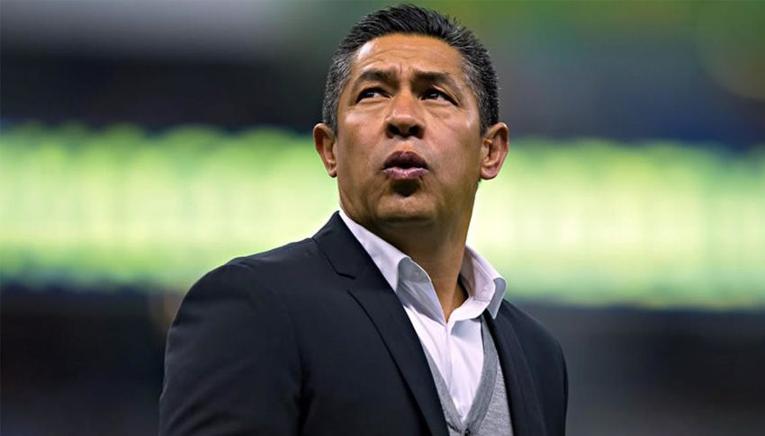 Ignacio Ambriz o Matías Almeyda serían opciones para Rayados