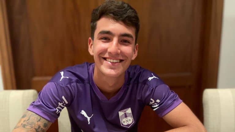 Diego Abreu, hijo del ‘’Loco’’ firmó con el Sporting de Uruguay