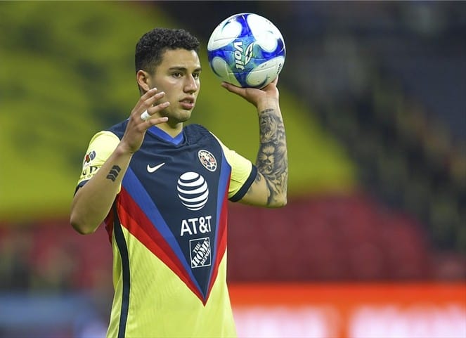 Carlos Salcedo ‘adelanta’ fichaje de Tigres por Jorge Sánchez
