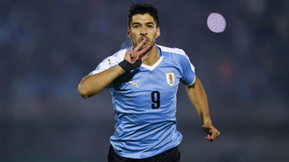 Luis Suárez le dice «adiós» a Uruguay