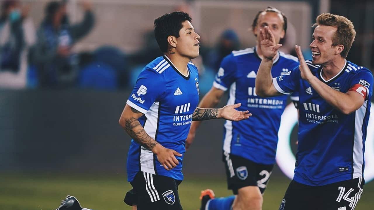 Eduardo ‘’Chofis’’ López anotó golazo en empate del San José Earthquakes (VIDEO)
