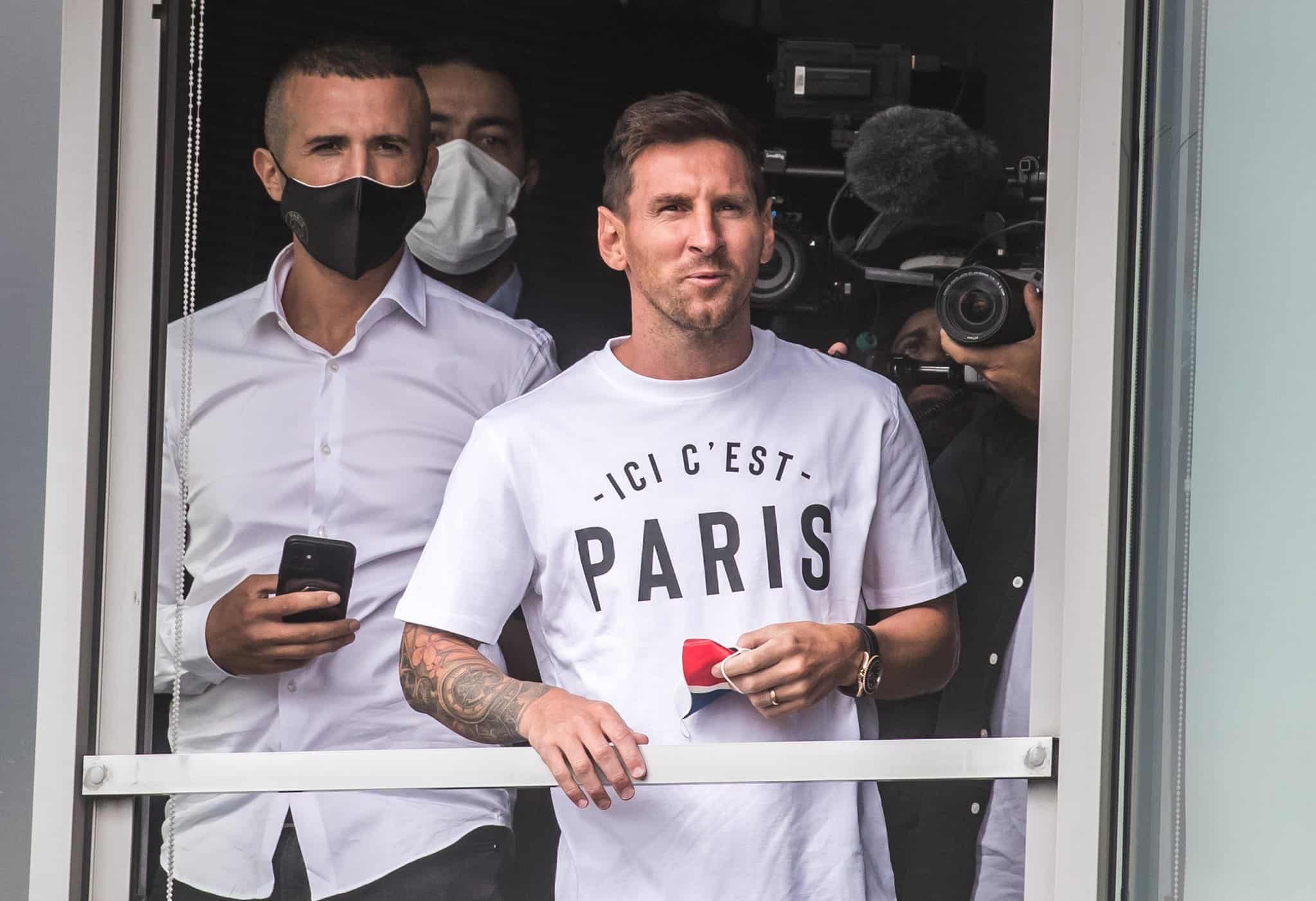 Paris Saint Germain anunció el fichaje de Lionel Messi