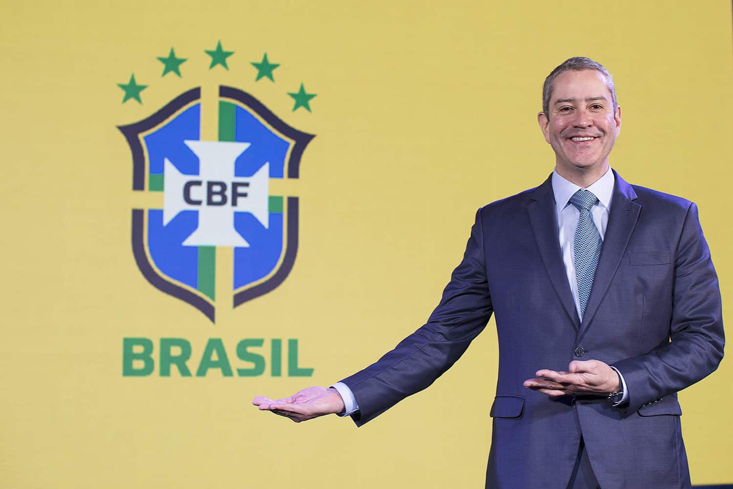 Destituyen a presidente de la Confederación Brasileña de Futbol por acoso sexual