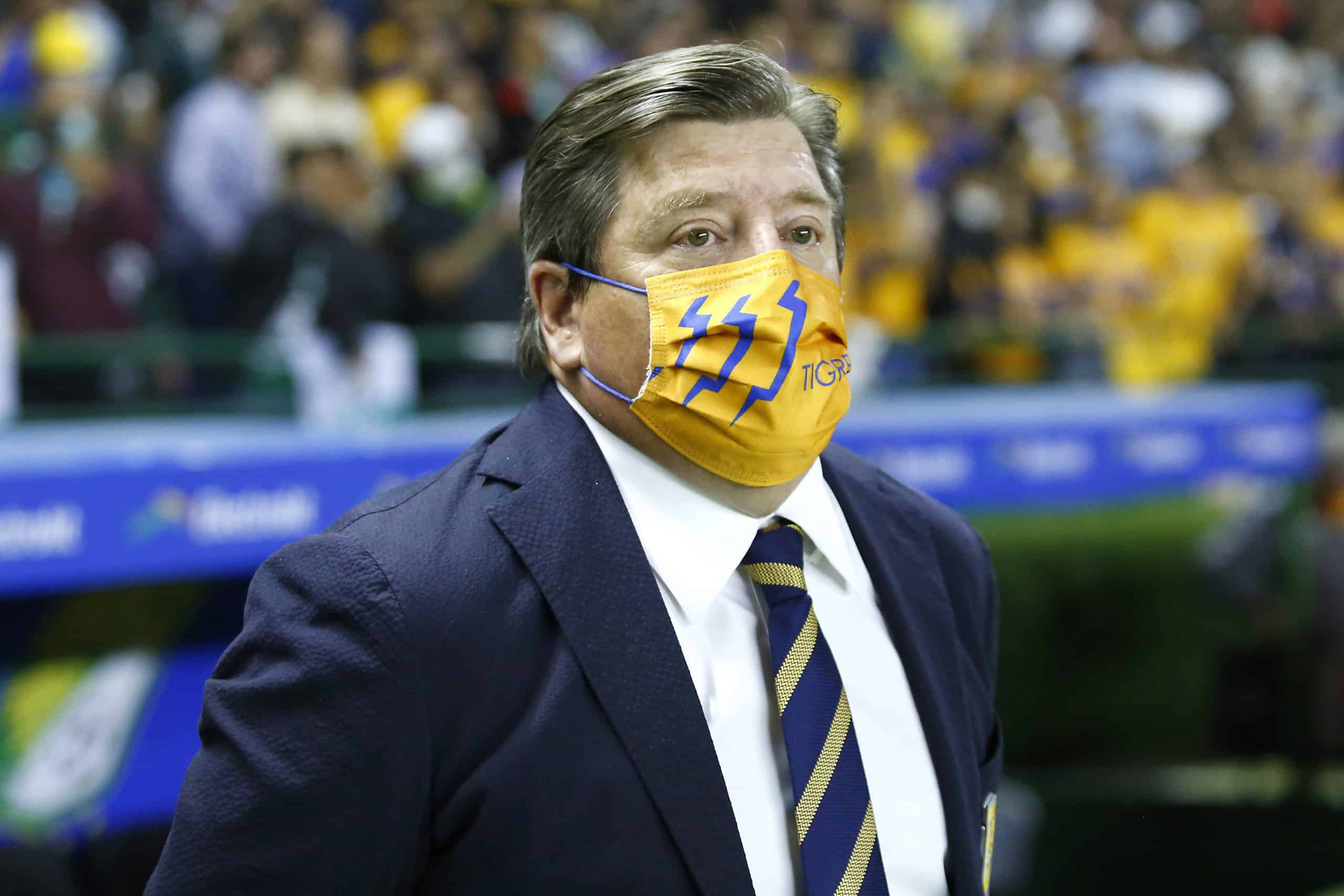 Martinolli se lanza contra Miguel Herrera y Hugo Sánchez por proponerse para el ‘Tri’