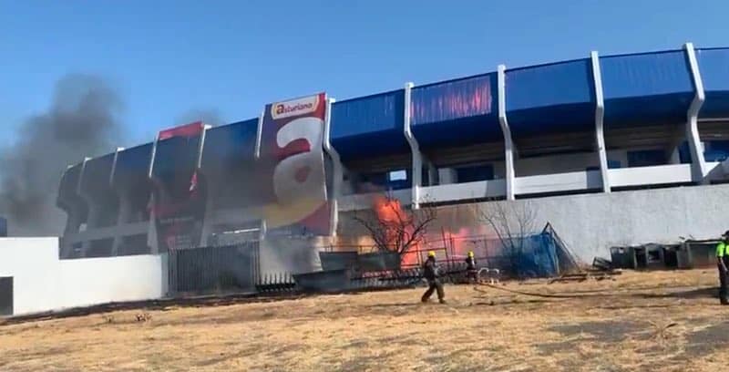 Estadio Corregidora sufre incendio