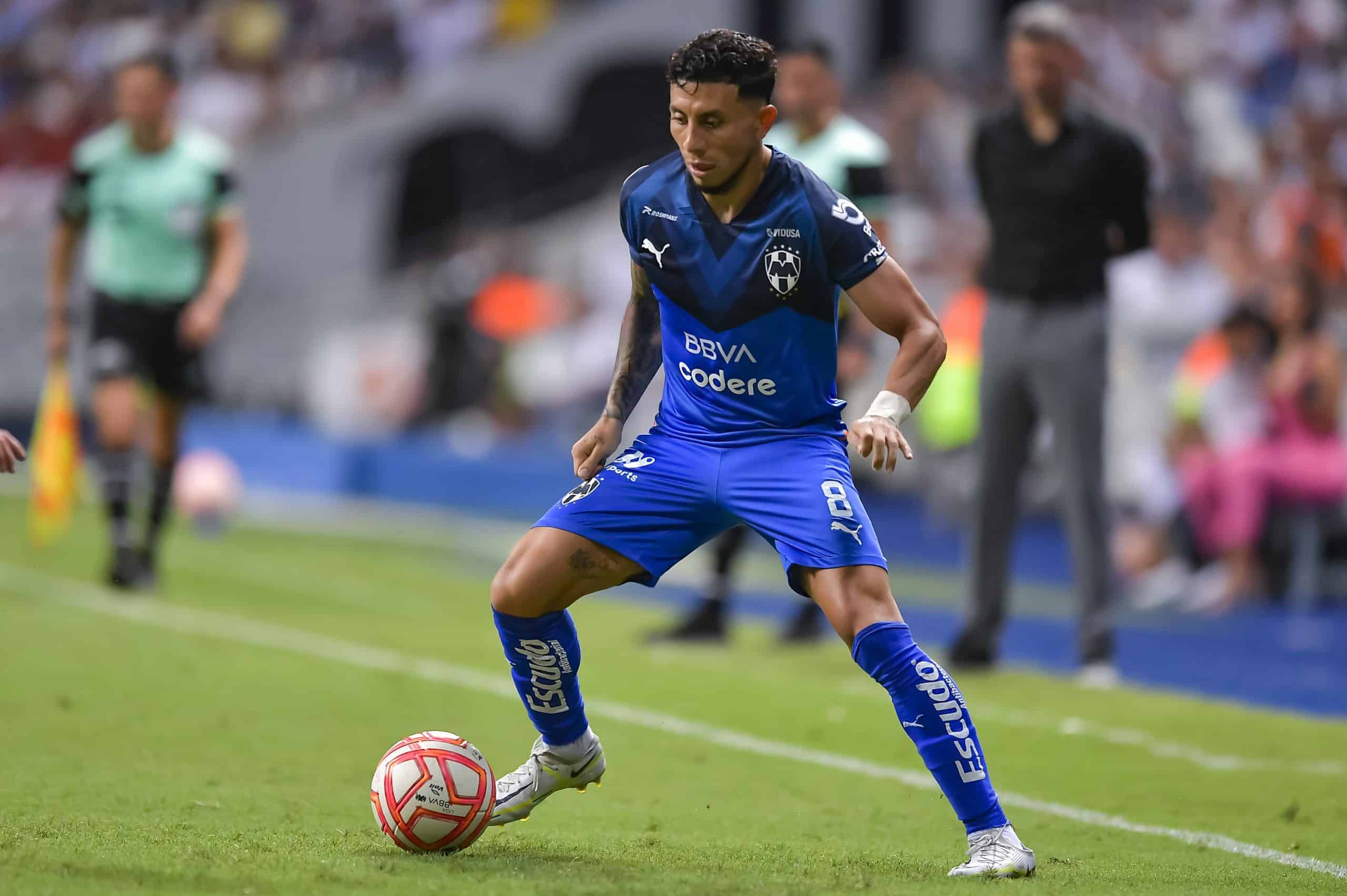 Joao Rojas queda fuera del Apertura 2022 y del Mundial tras lesionarse en su debut con Rayados
