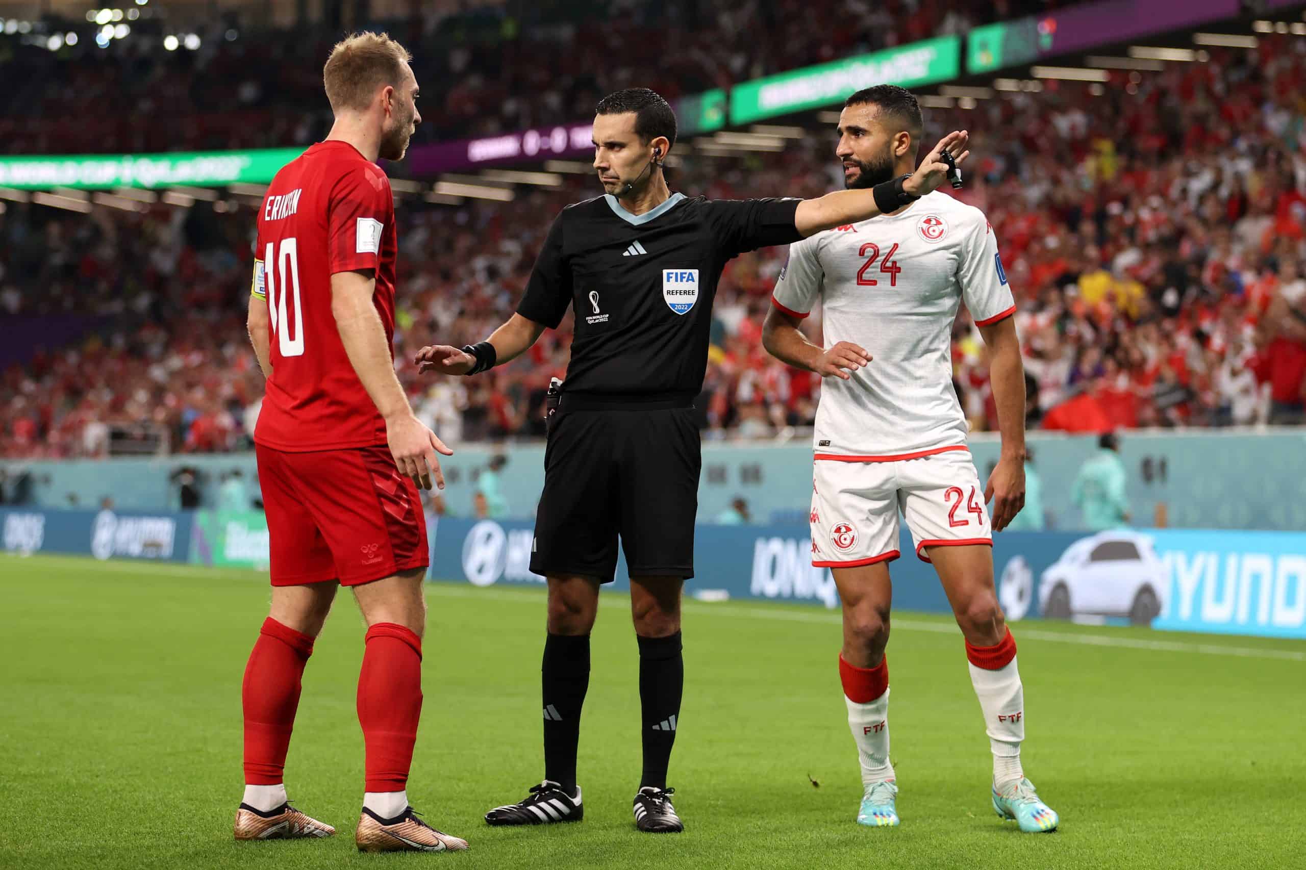 César Ramos pita el primer juego sin goles del Mundial, ignora 2 penales en el Dinamarca-Túnez