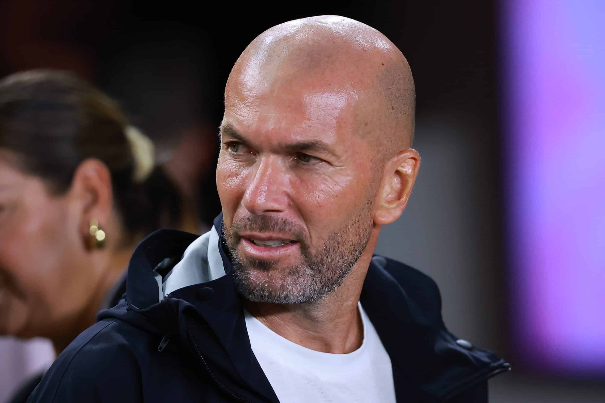 Zidane le cuenta a Messi la anécdota con Florentino de por qué eligió el ‘5′ en el Madrid