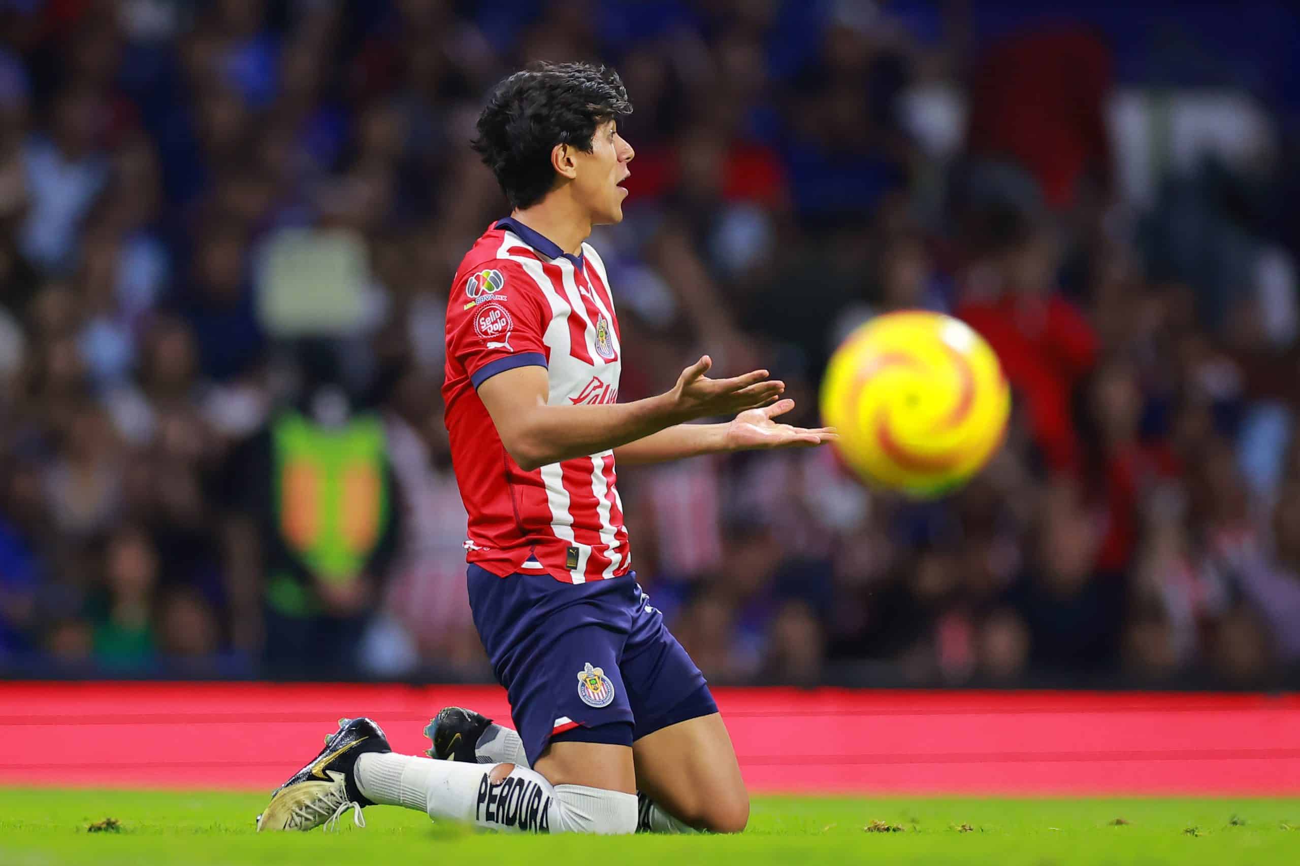 J.J. Macías no es convocado para el Clásico Nacional