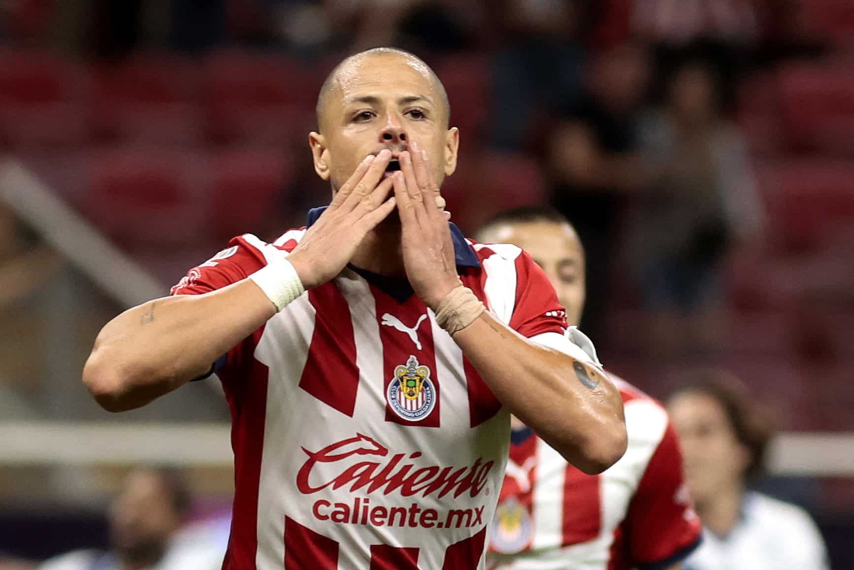 Chicharito, fuera de Chivas: sanción ejemplar tras polémica por video sexista