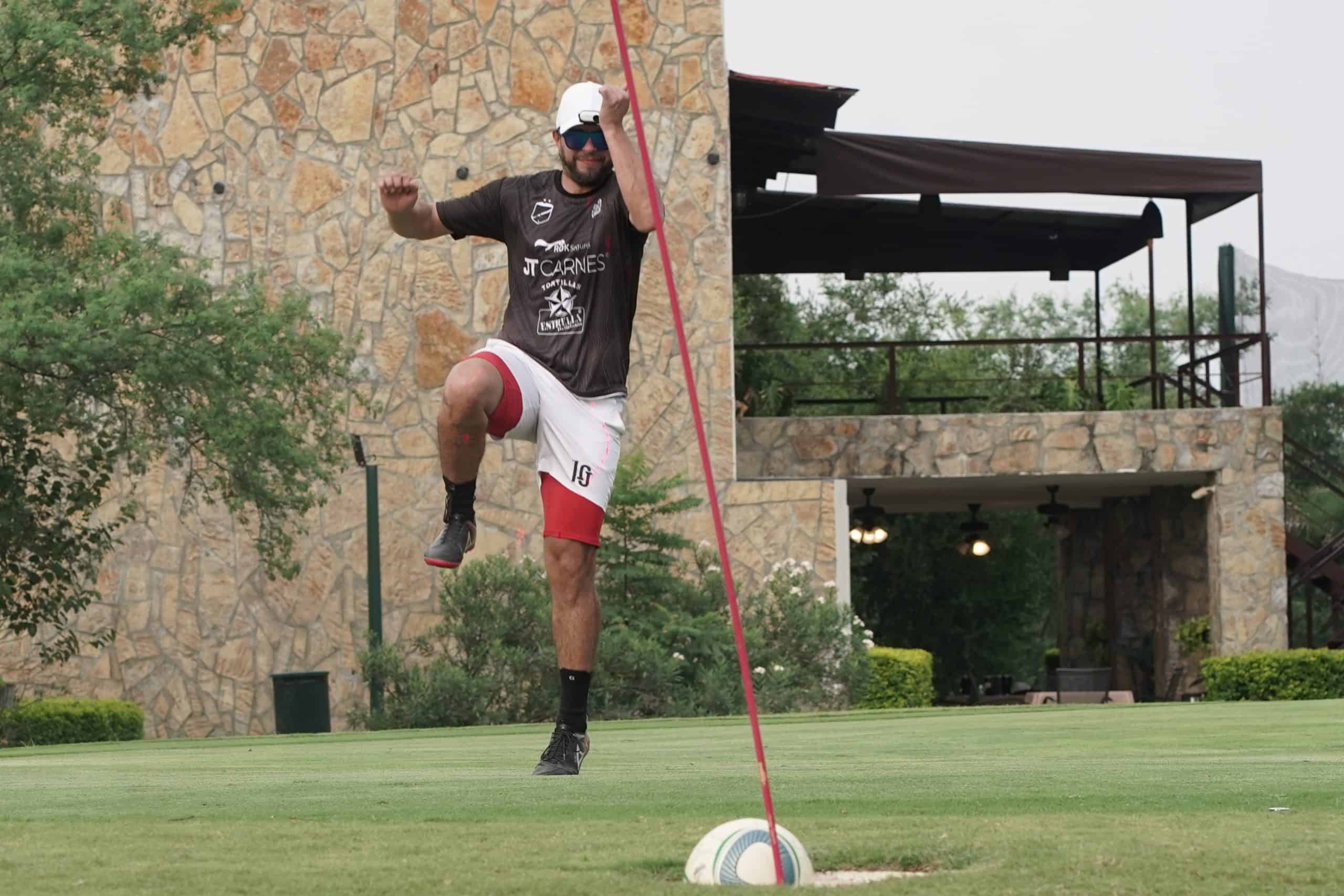 Andrea Chapa y Juanjo Treviño se coronan en el primer Torneo de Superlíder y Footgolf Monterrey