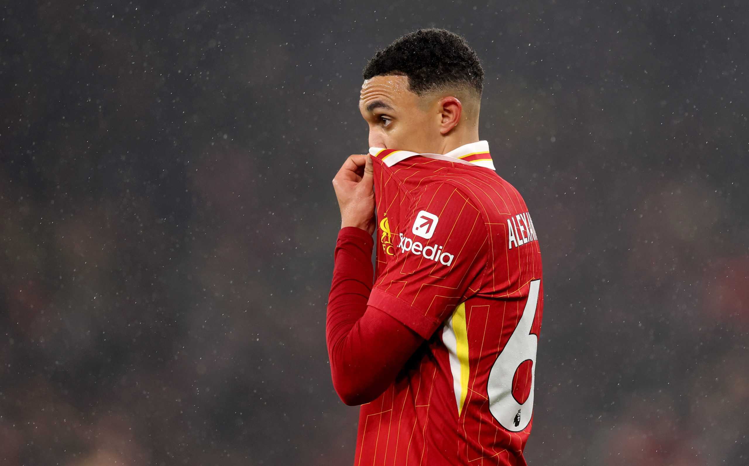 «La Oferta del Real Madrid fue insultante» Gary Neville sobre interés por Alexander – Arnold