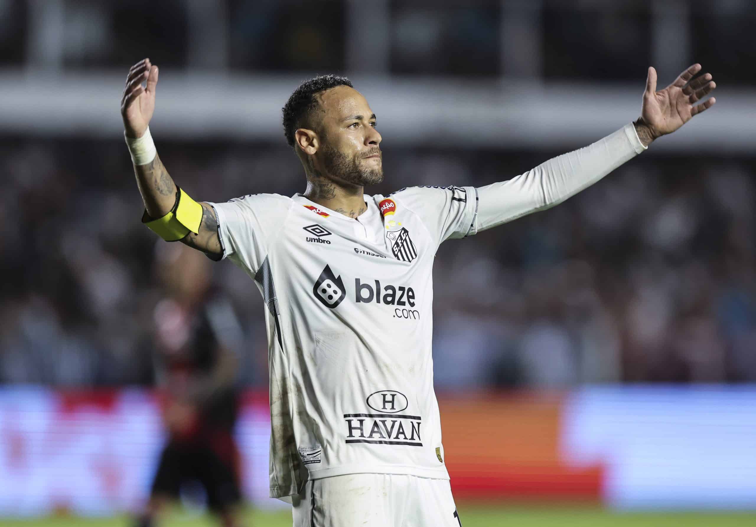 Neymar responde a su exentrenador tras su regreso al Santos: ‘El terreno de juego es el que habla’