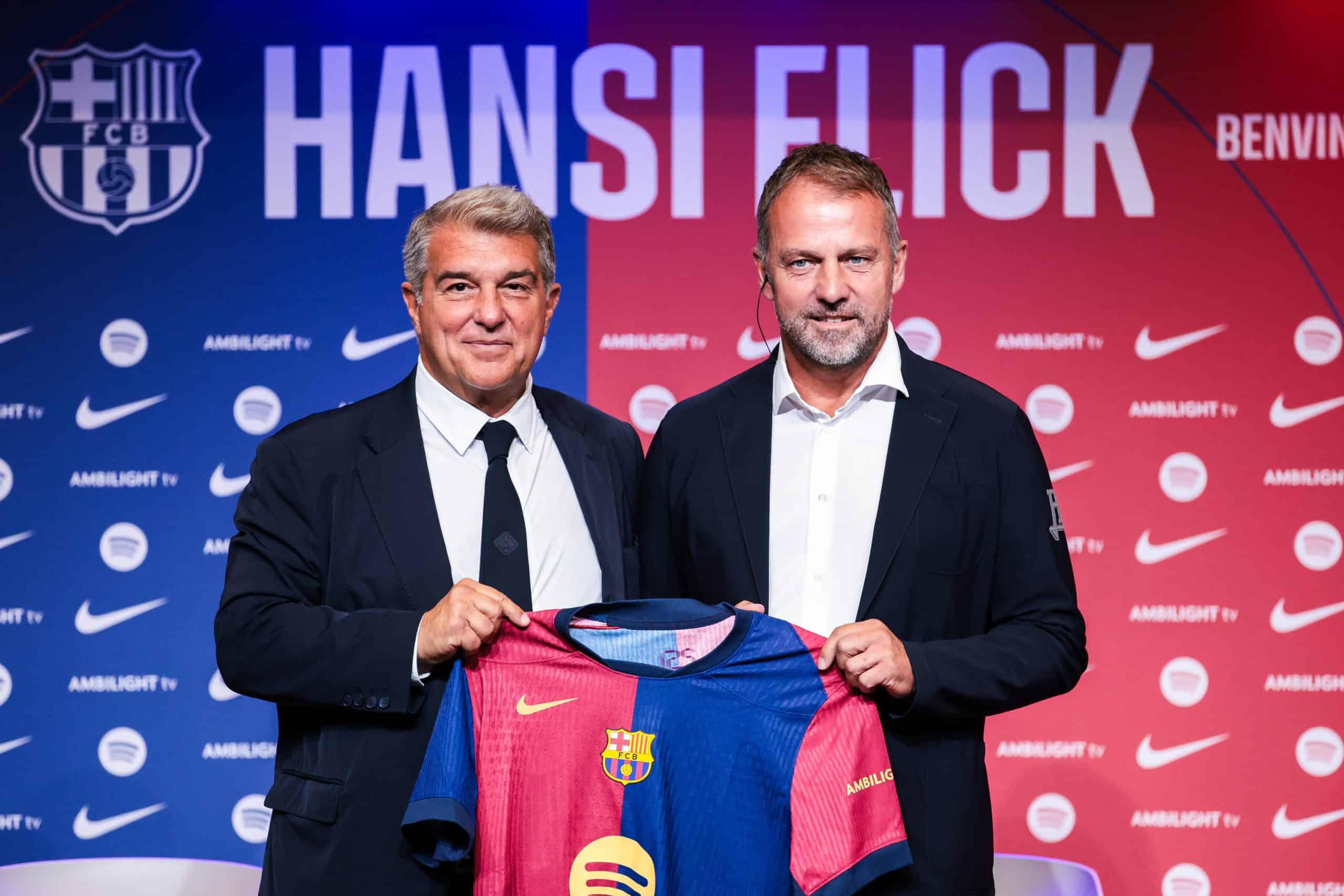 Barcelona mueve sus fichas: así planea inscribir a Joan García sin romper el Fair Play Financiero