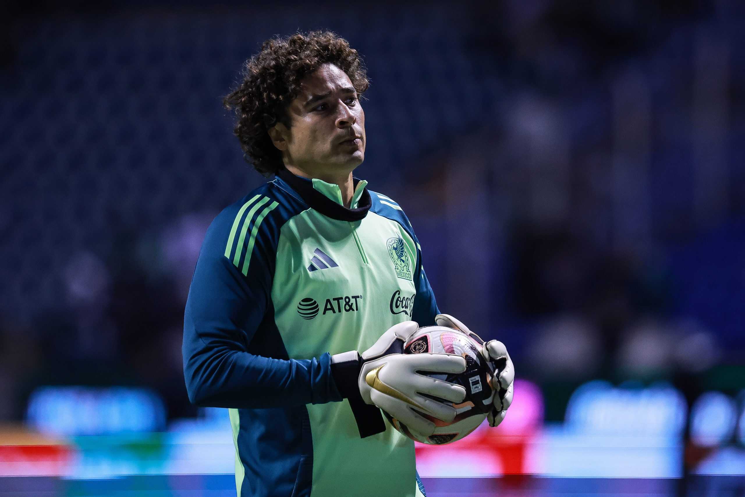¿Comienza el camino hacia el sexto Mundial de Memo Ochoa?