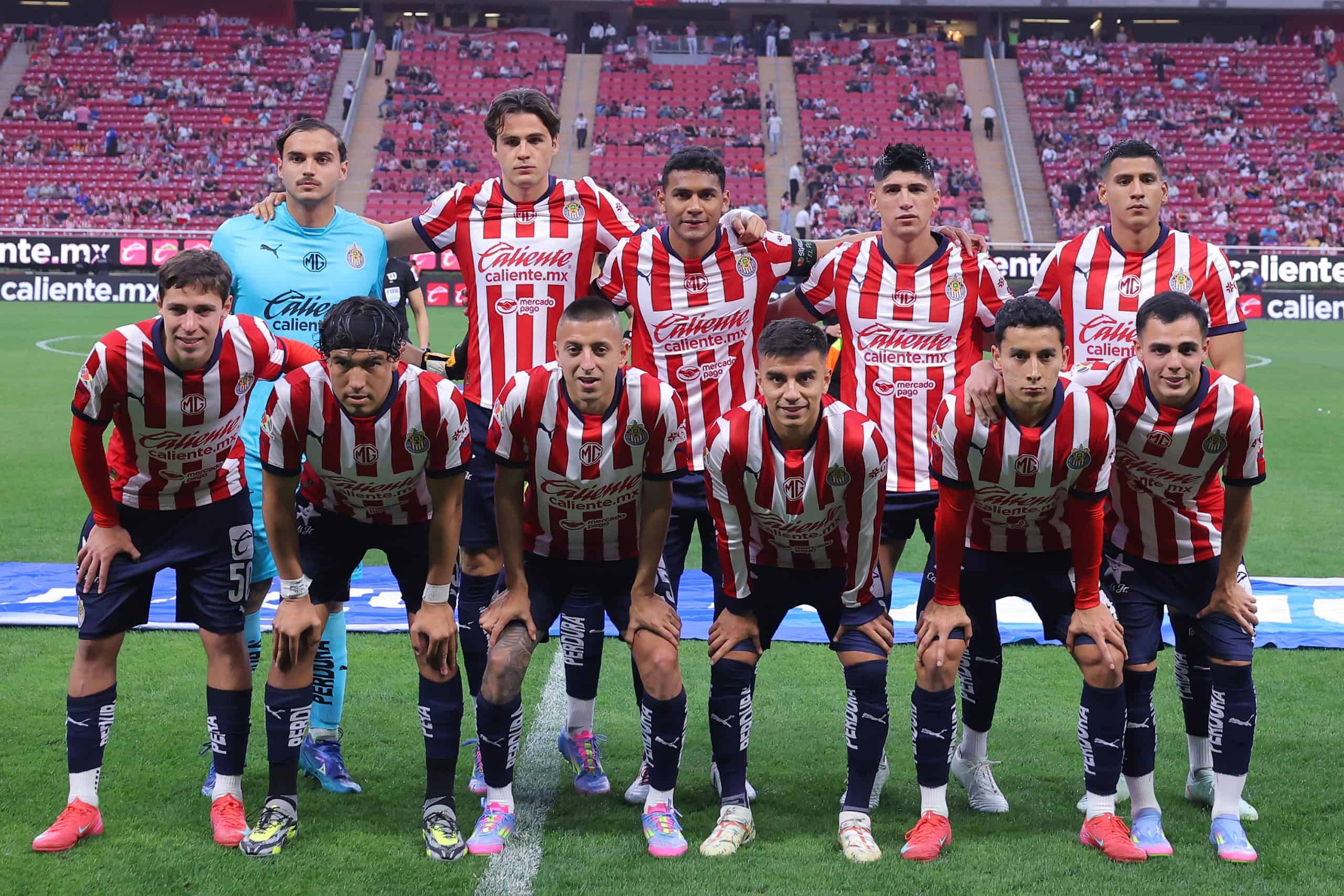 ¿Vuelve el Gigante? Diego Campillo lanza advertencia: “Chivas es serio candidato al título”