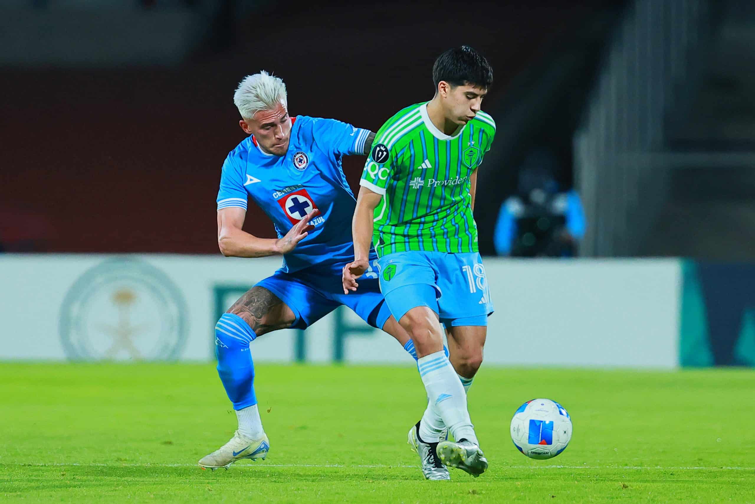 ¿Joya mexicana rumbo a Rayados?