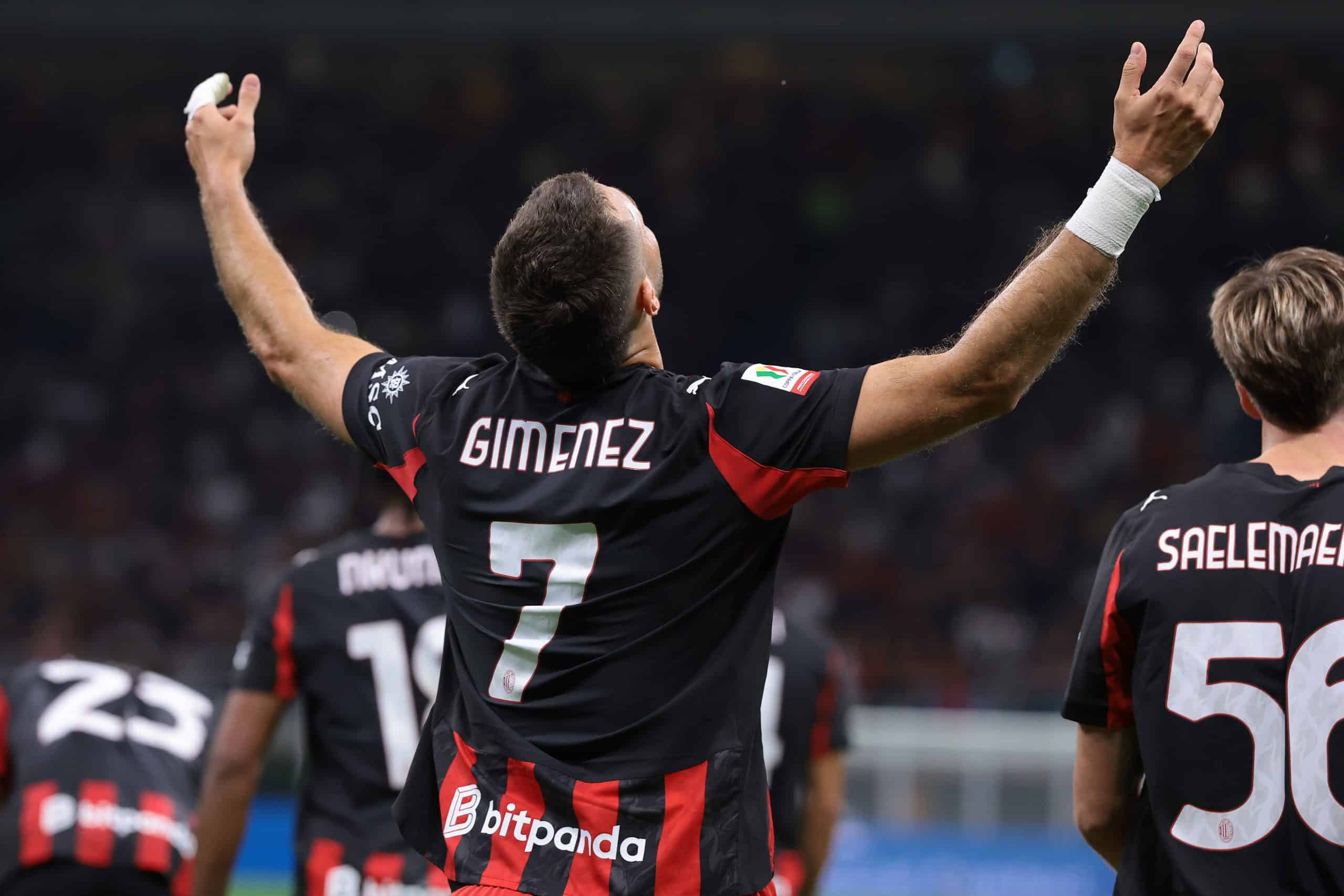 ¡Por fin! Santiago Giménez rompe su sequía con Milan y silencia a sus críticos