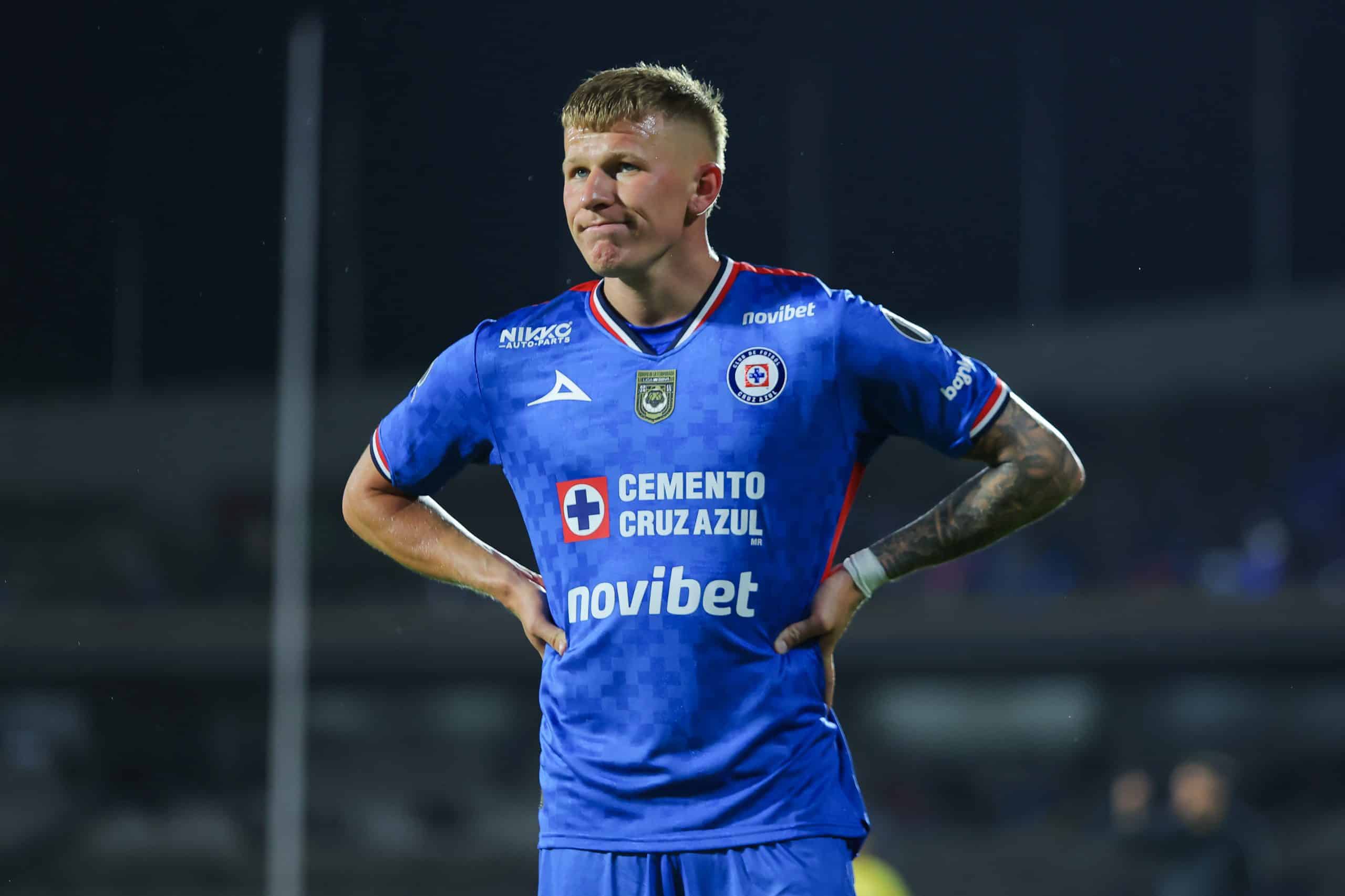 Mateusz Bogusz, entre la incertidumbre y el deseo de volver a Europa: su futuro en Cruz Azul está en duda