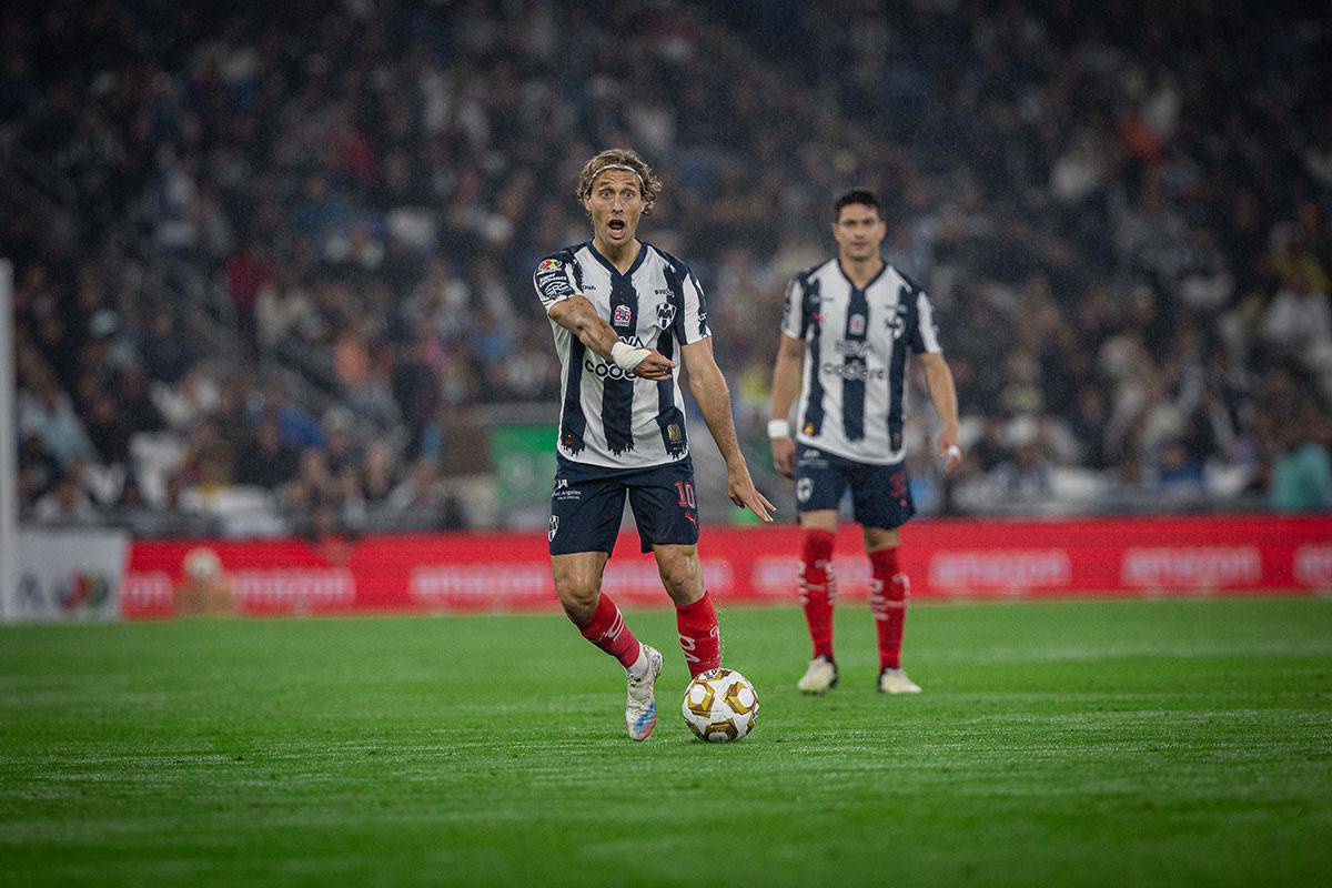 Rayados golpea primero: Canales brilla y Monterrey toma ventaja rumbo a la vuelta