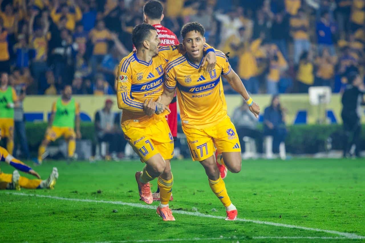 Tigres firma una remontada histórica: goleó 5-0 a Xolos y avanzó a las semifinales del Apertura 2025