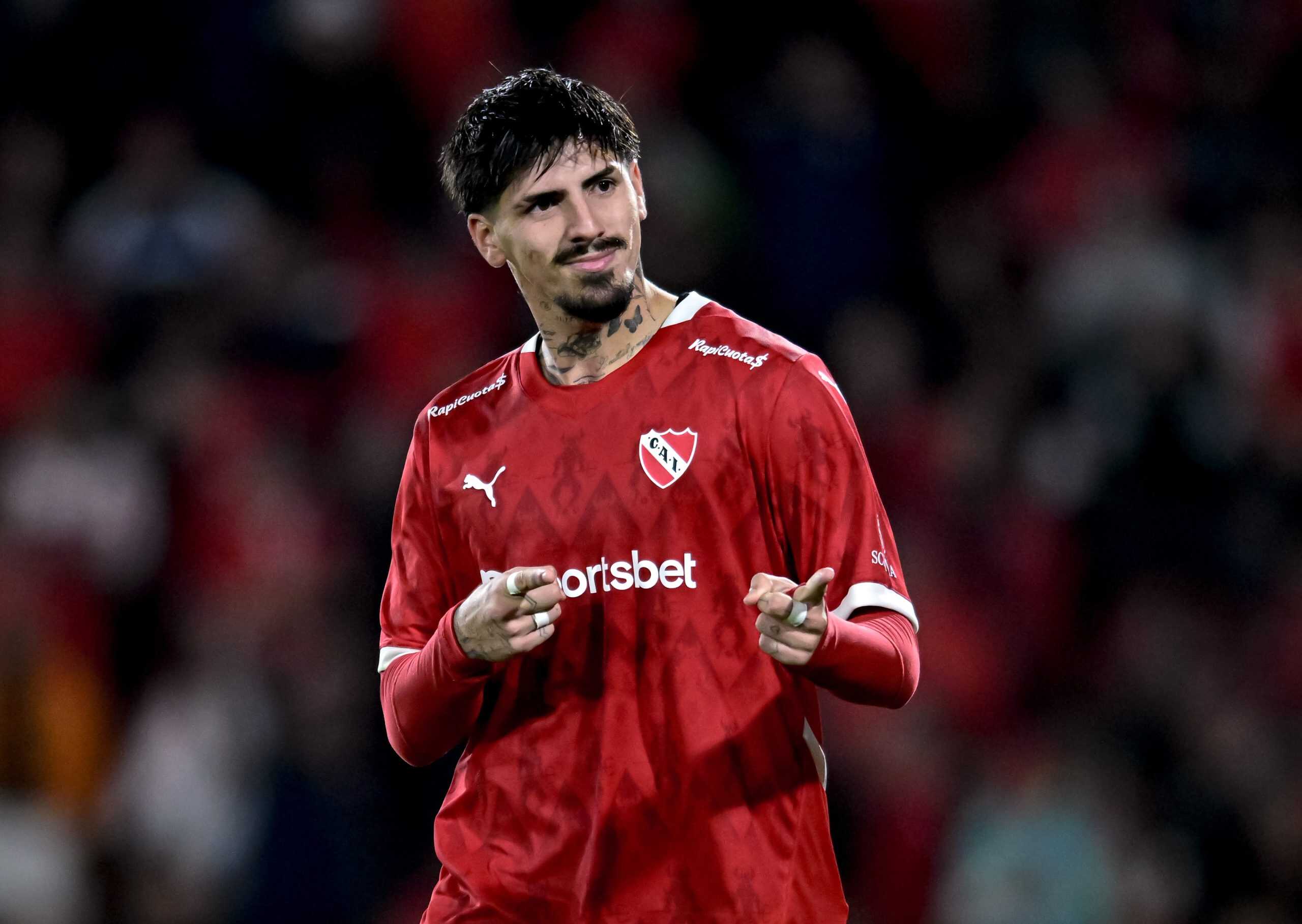 Tigres va con todo por el mejor defensor de América y le gana terreno a Rayados