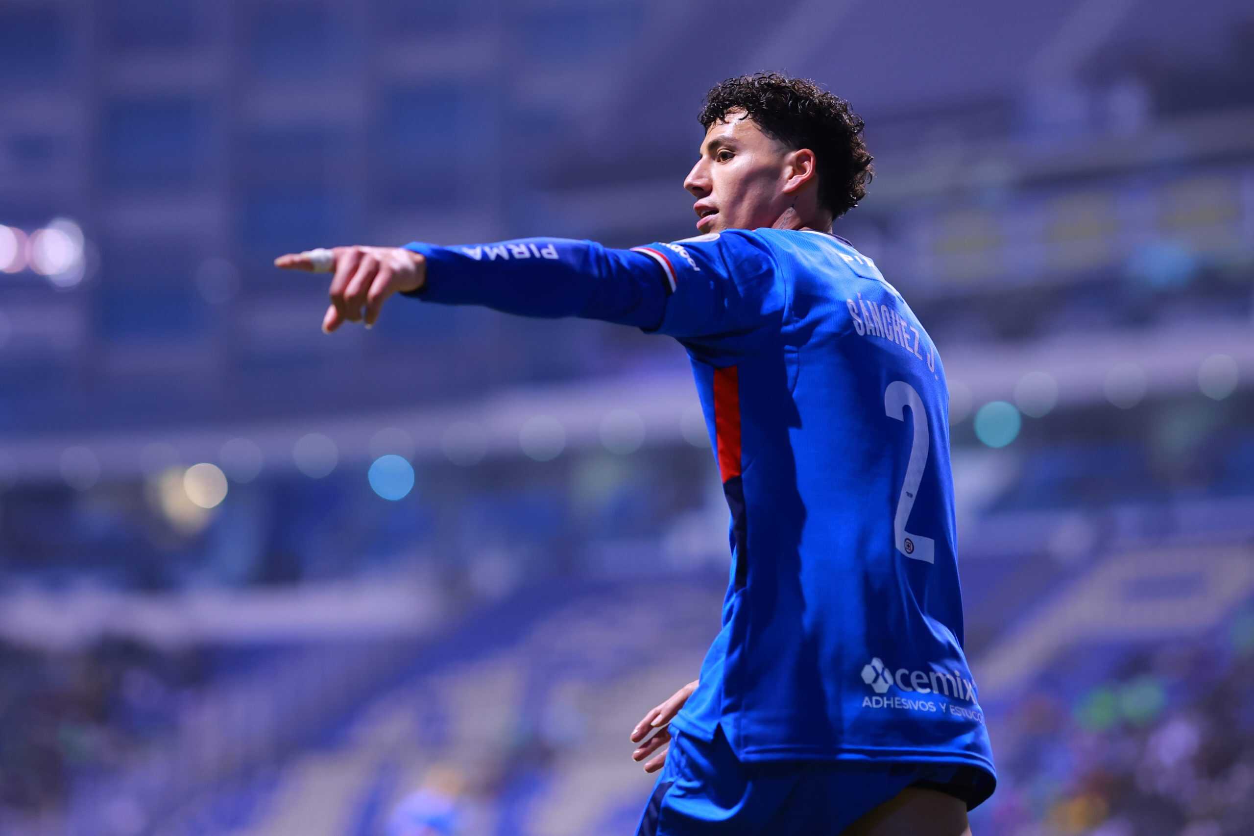 Jorge Sánchez se acerca a Europa y Cruz Azul ya tiene listo el plan B