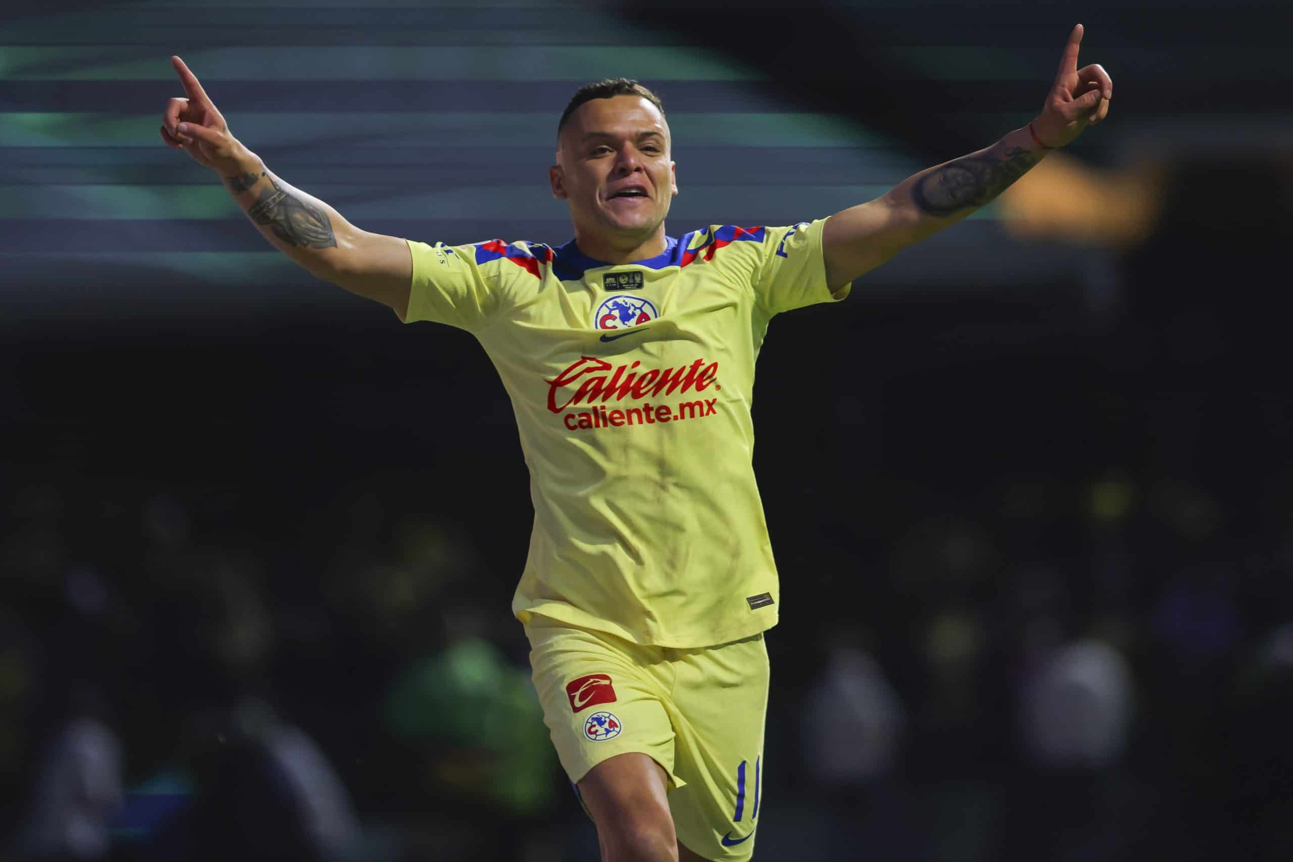 Jonathan Rodríguez queda libre y se abre la puerta para su regreso a Peñarol
