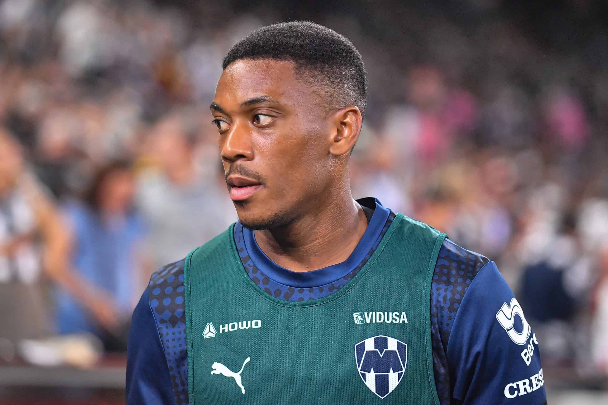  Anthony Martial, separado de Rayados por indisciplina