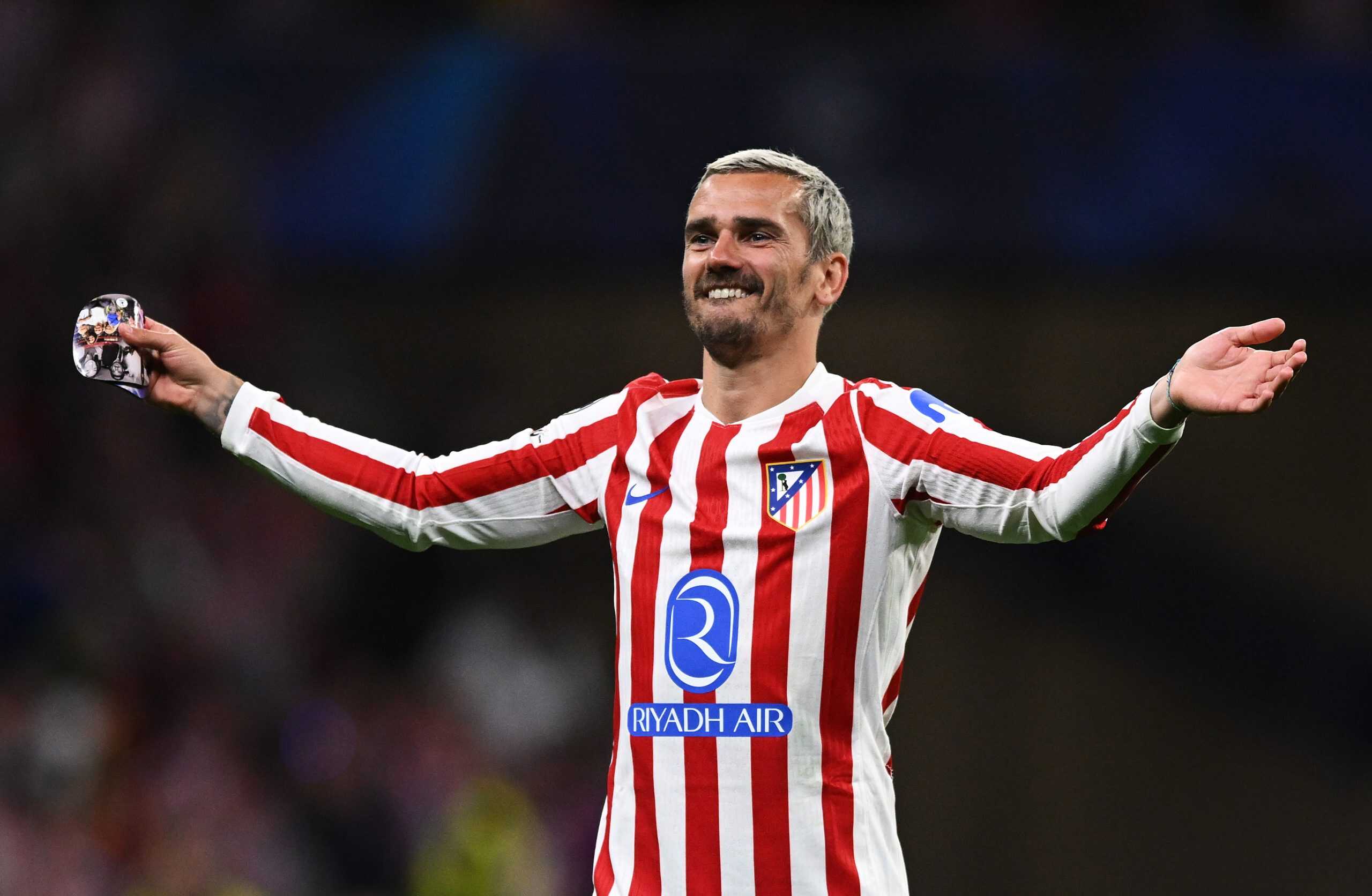 El Atlético resiste el embate del Barcelona y sella su pase a semifinales de Champions