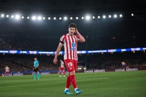Atlético y PSG negocian un doble frente: Kang-in Lee, prioridad; Julián Álvarez sigue en el aire