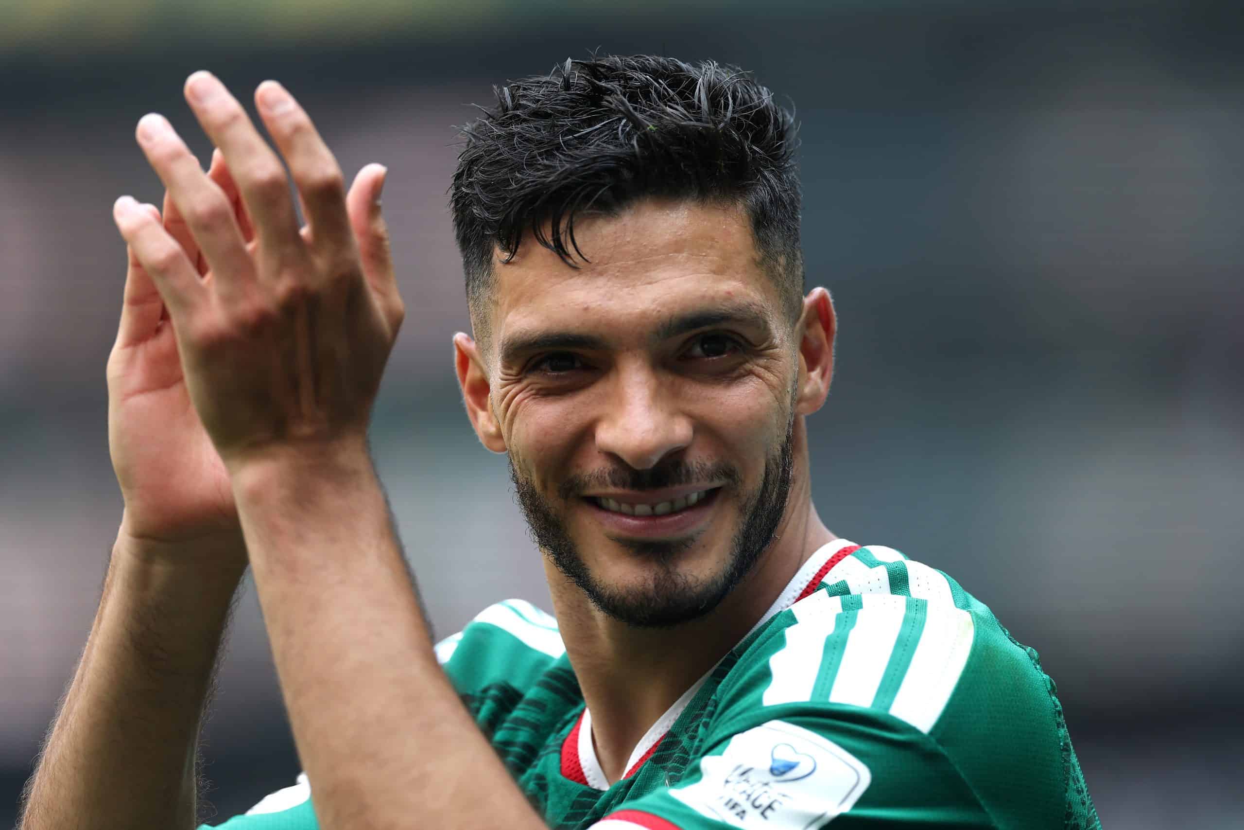 Raúl Jiménez rompe su maldición mundialista y queda a cinco goles del récord de Chicharito